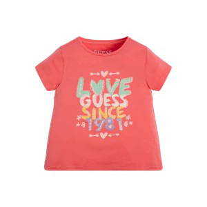 Коралова тениска с къс ръкав с цветни надписи отпред за момиче Guess